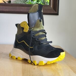 Cinzia Araia Sneakers